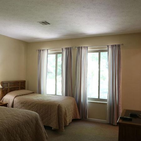 Cheat Lake Resort Моргантаун Экстерьер фото